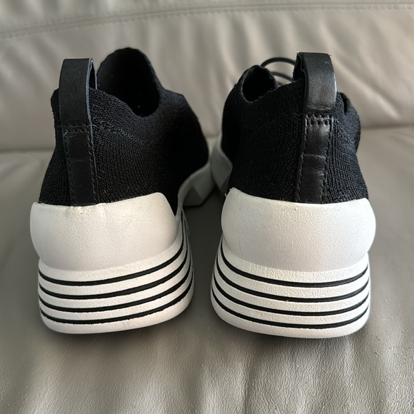 Kendall & Kylie Running Shoes Size 7.5 - Picture 4 of 6